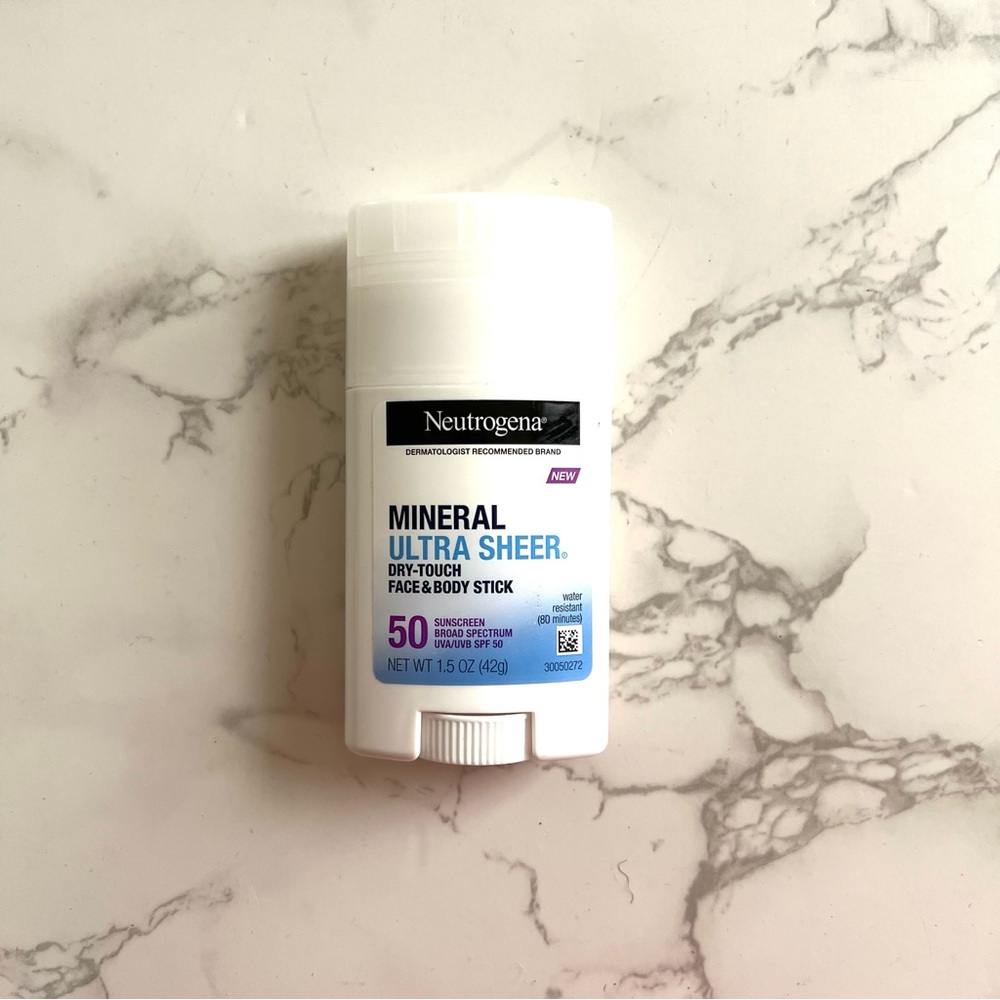 Neutrogena Ultra Sheer Dry Touch SPF 50 Mineral Sunscreen